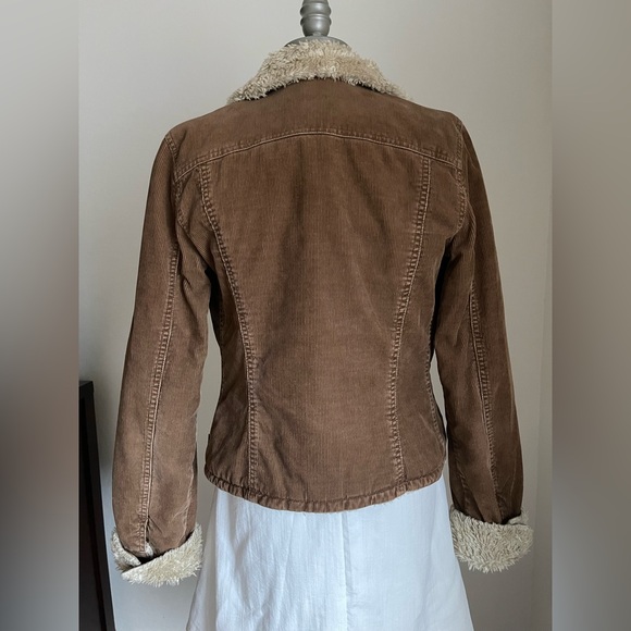 Abercrombie & Fitch Tan Corduroy Jacket with Cream Sherpa - Picture 4 of 5